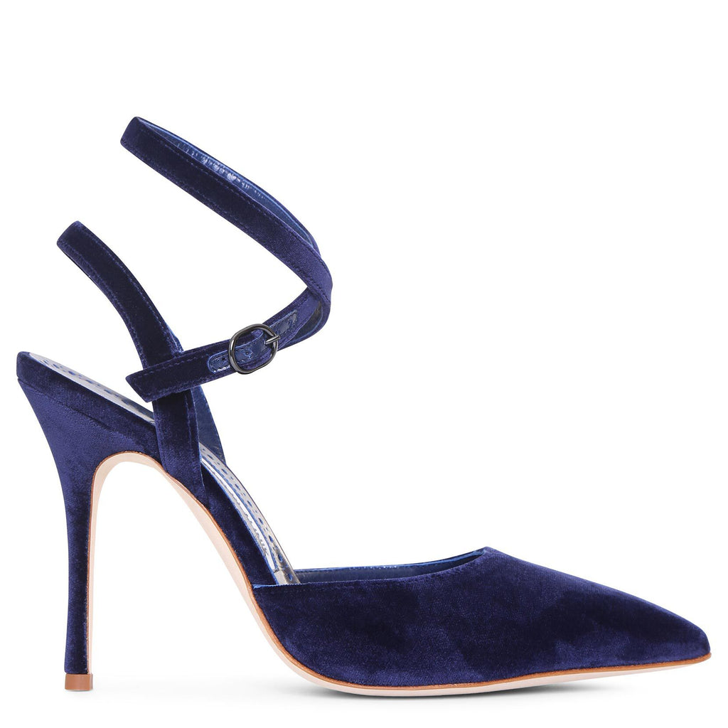 Manolo Blahnik Tidra navy velvet pumps Savannahs