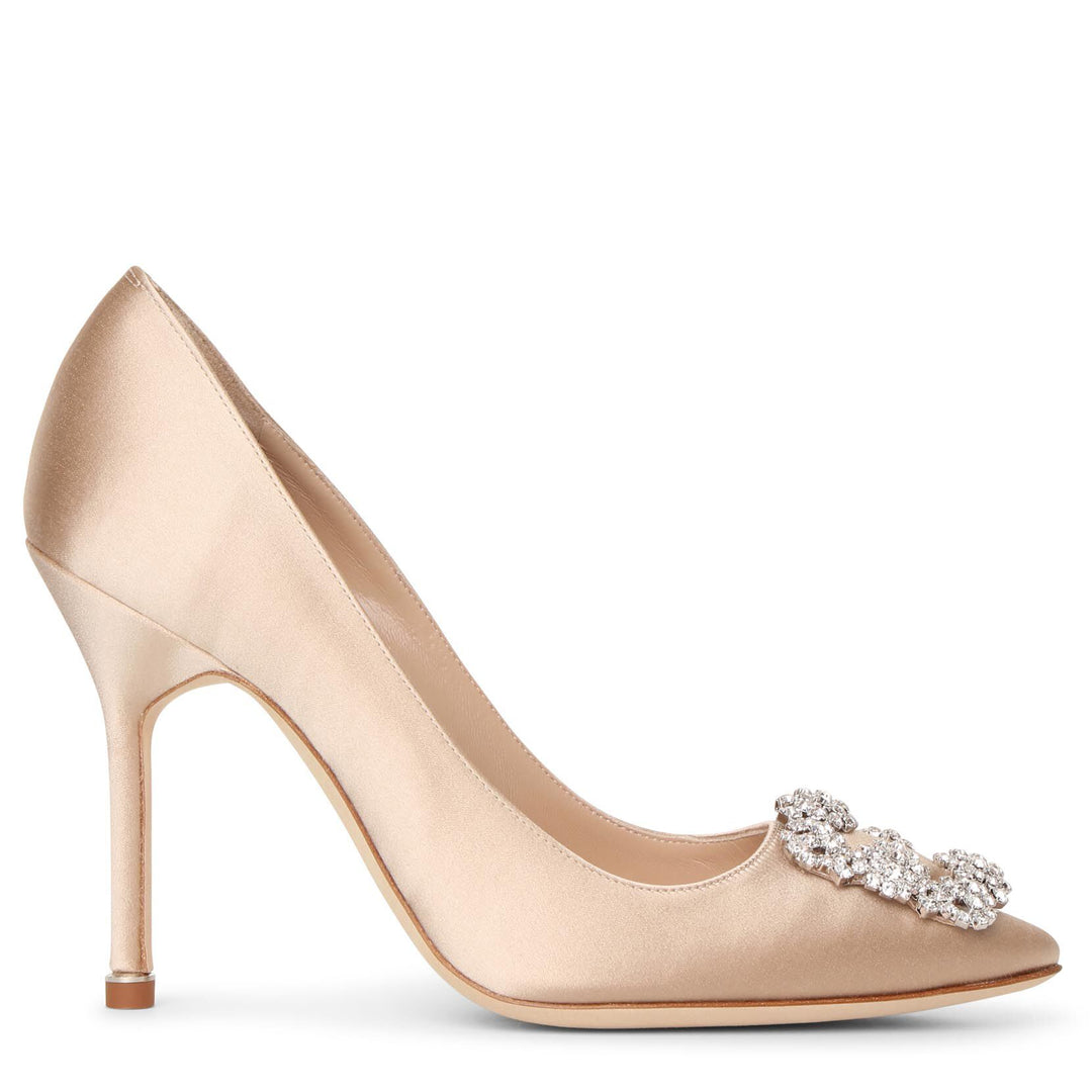Manolo Blahnik | Hangisi 105 champagne satin pumps | Savannahs