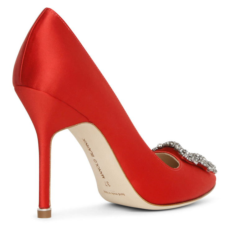 Manolo Blahnik | Hangisi 105 red satin pumps | Savannahs