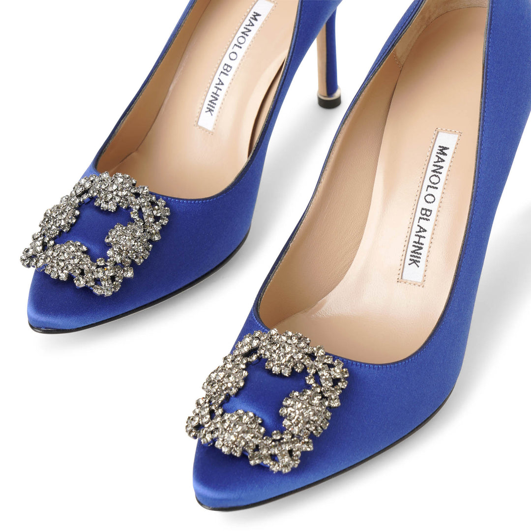 Manolo Blahnik | Hangisi 90 royal blue satin pumps | Savannahs