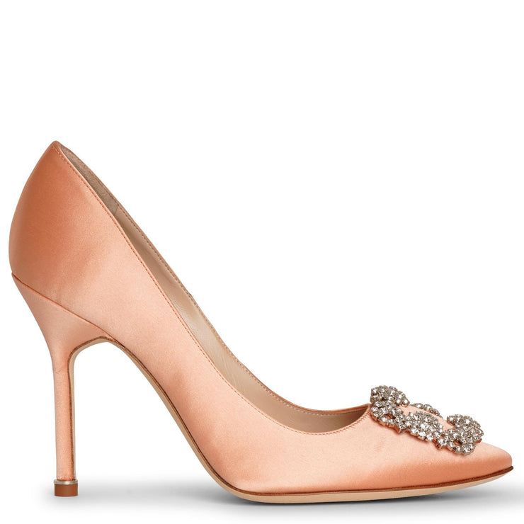 Manolo Blahnik | Hangisi 105 coral satin pumps | Savannahs