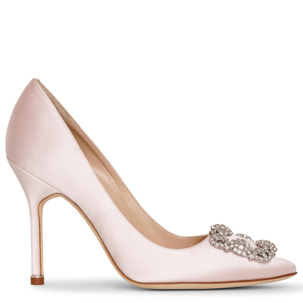 Manolo Blahnik | Hangisi 105 light pink satin pumps | Savannahs