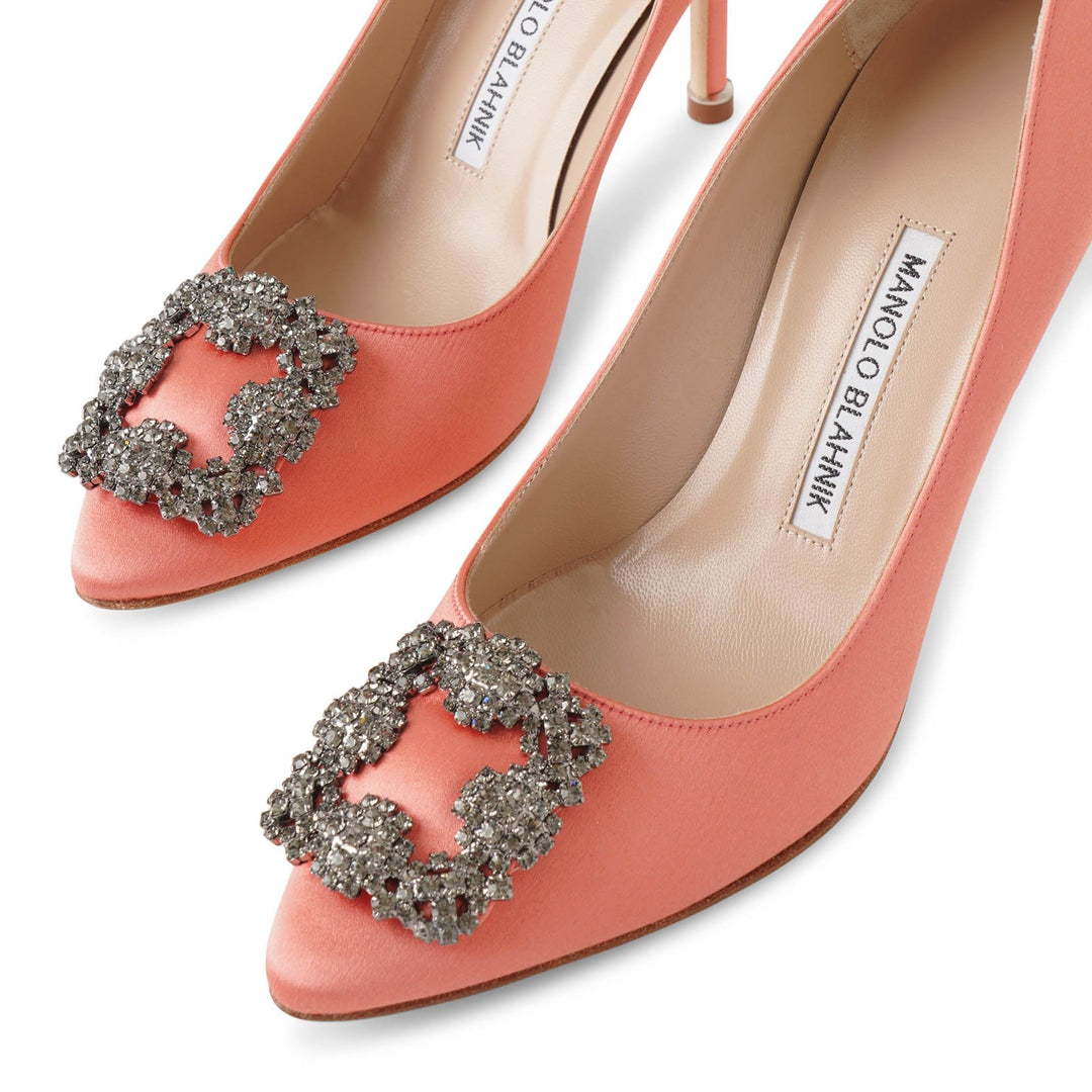 Manolo Blahnik | Hangisi 90 coral satin pumps | Savannahs
