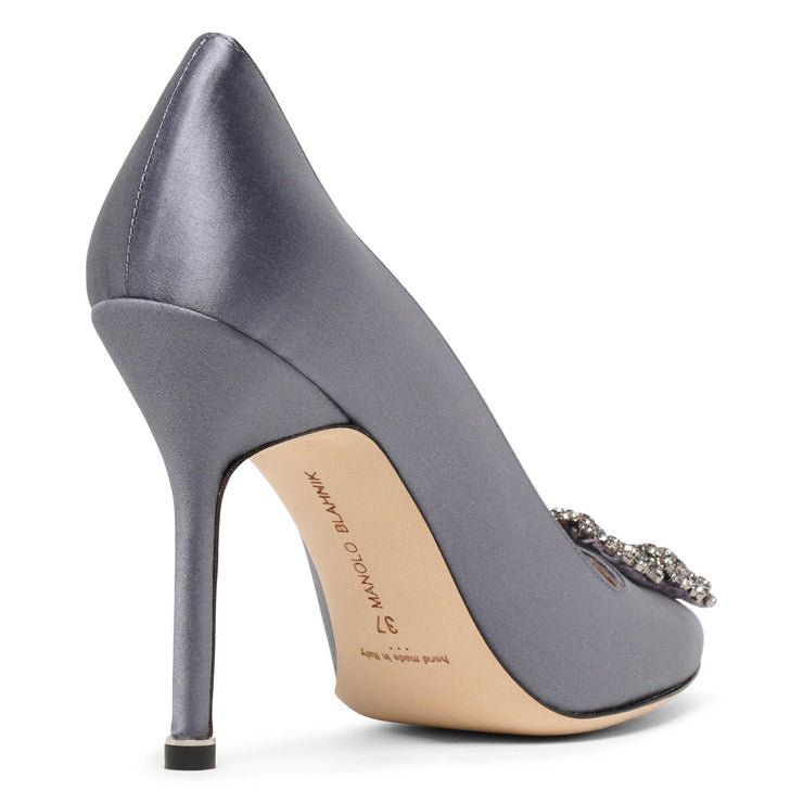 Manolo Blahnik | Hangisi-105-grey-satin-pumps | Savannahs