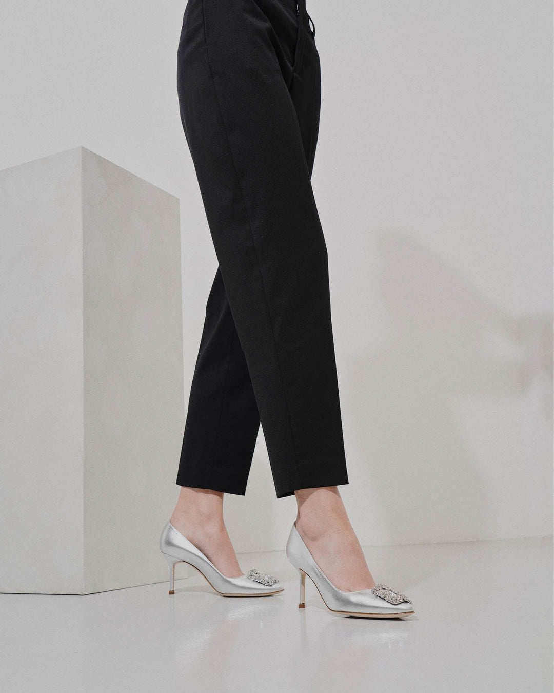 Manolo Blahnik | Hangisi 70 silver metallic nappa pumps