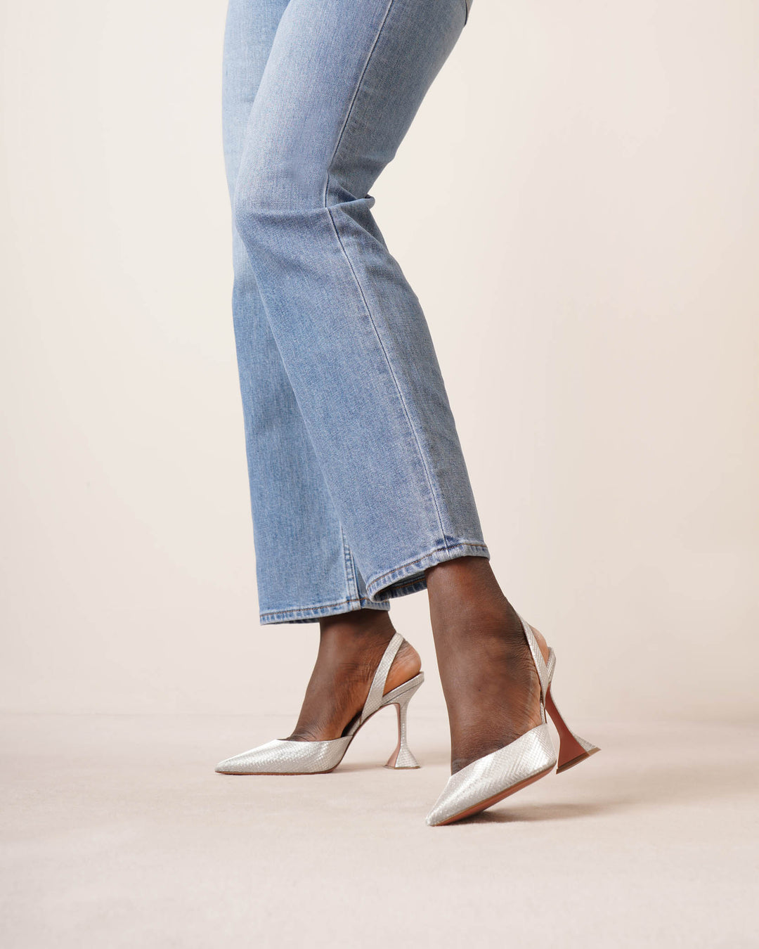 トップス melohana Amina Muaddi | Holli sling silver metallic pumps | Savannahs