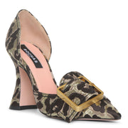 Leopard brocade buckle pumps