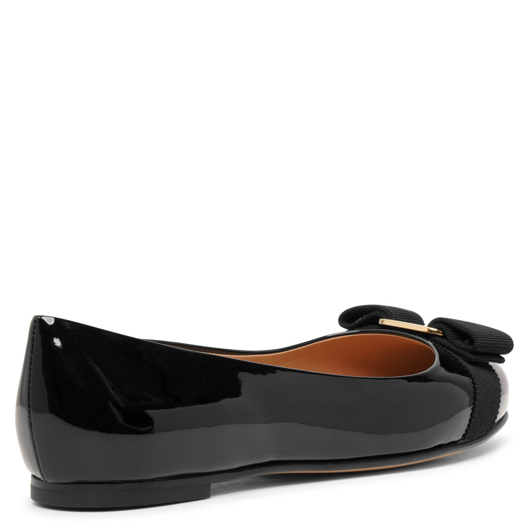 フラットシューズ FERRAGAMO Black leather Varina ballerinas Varina ballet flat - Women | Ferragamo