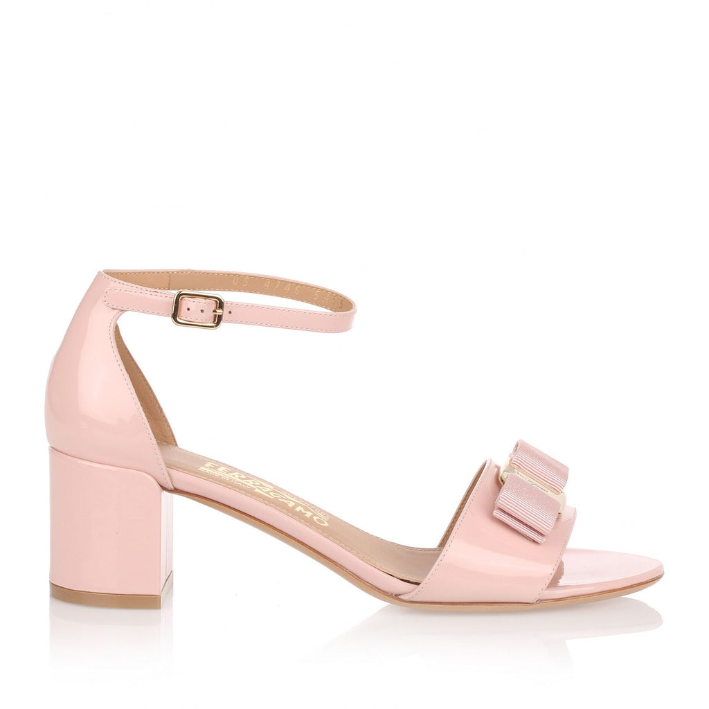 Salvatore ferragamo store gavina sandals