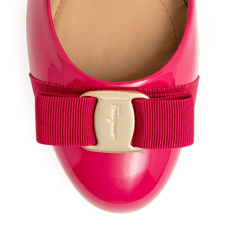 Varina fuchsia patent leather ballerinas
