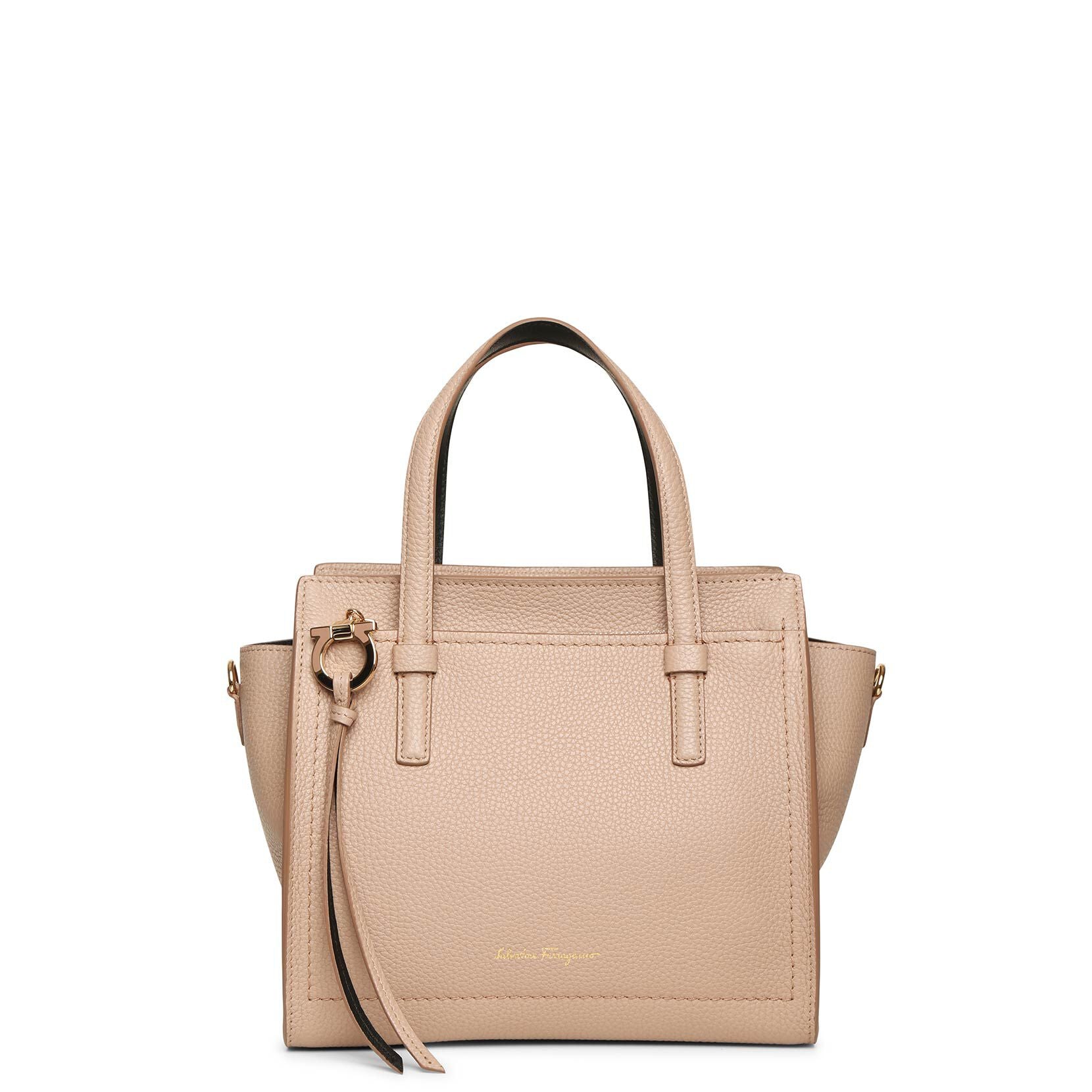 ★関税込★Salvatore Ferragamo★AMY Tote bag★バッグ★正規品 Salvatore Ferragamo Amy Medium Top Zip Shoulder Tote Bag