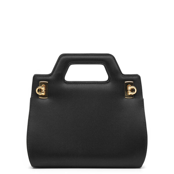 【★完売必至★】Salvatore Ferragamo ☆ WANDA ミニバッグ Wanda Mini leather tote bag in black - Ferragamo | Mytheresa