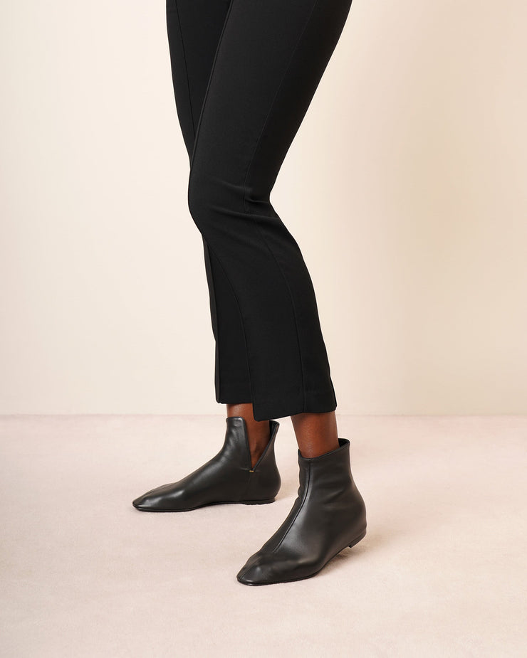 The Row | Ava black leather boots | Savannahs