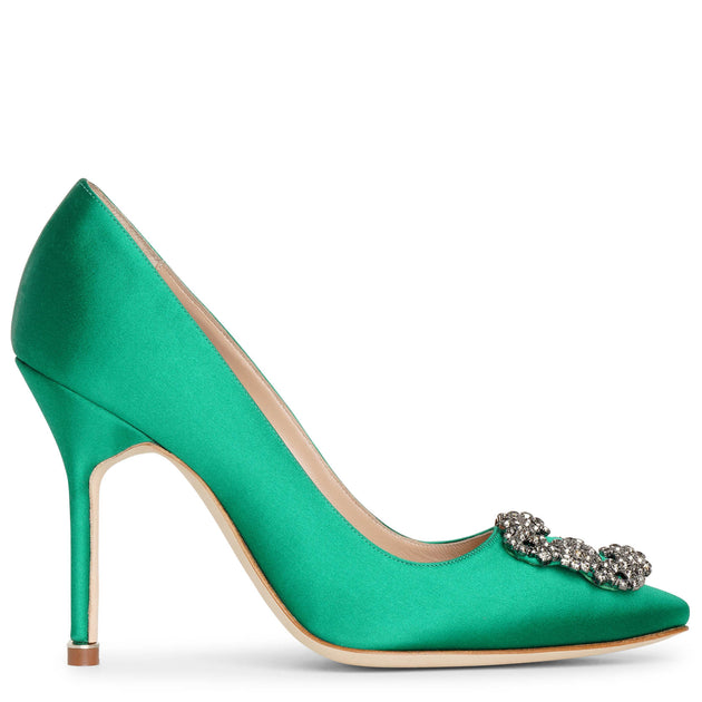 Manolo Blahnik | Hangisi 105 emerald satin pump | Savannahs