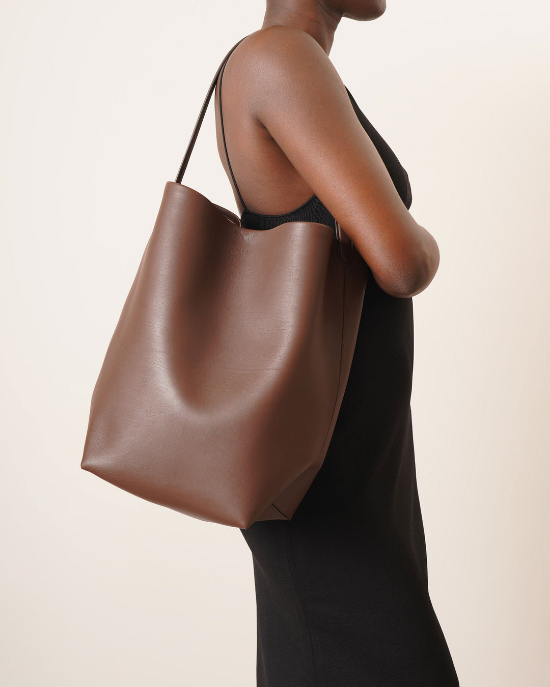 【THE ROW】Large N/S Park Tote Large N/S Park Tote Bag Grey in Leather – The Row
